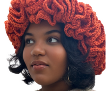 Load image into Gallery viewer, RUFFLE TRIMMED CROCHET HAT