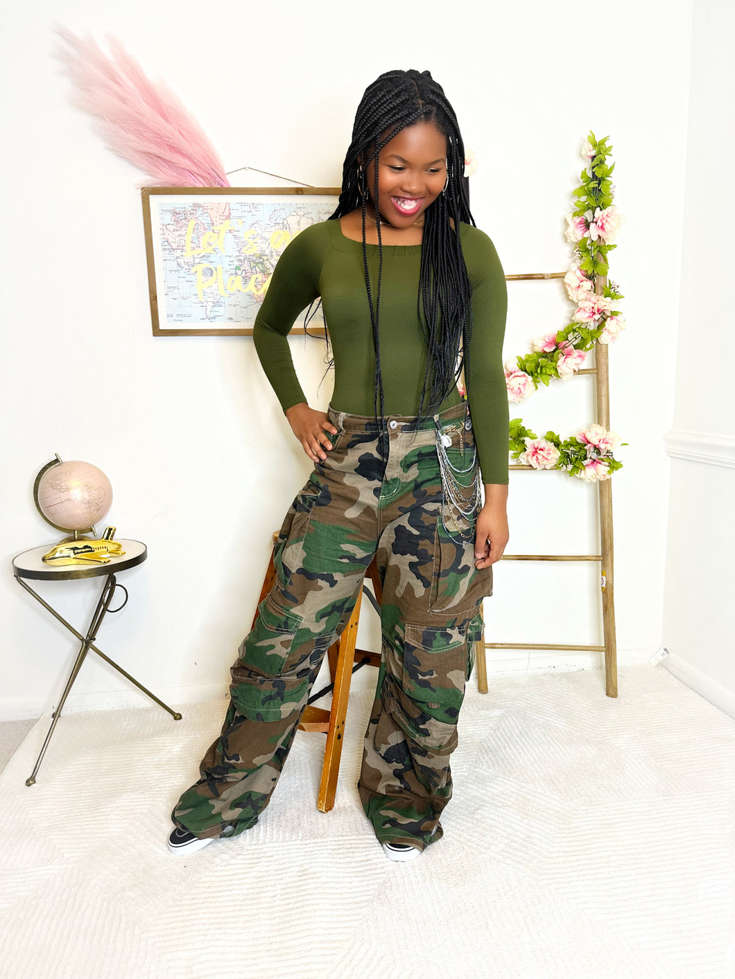 DIAMOND IN THE ROUGH CAMOUFLAGE CARGO PANTS